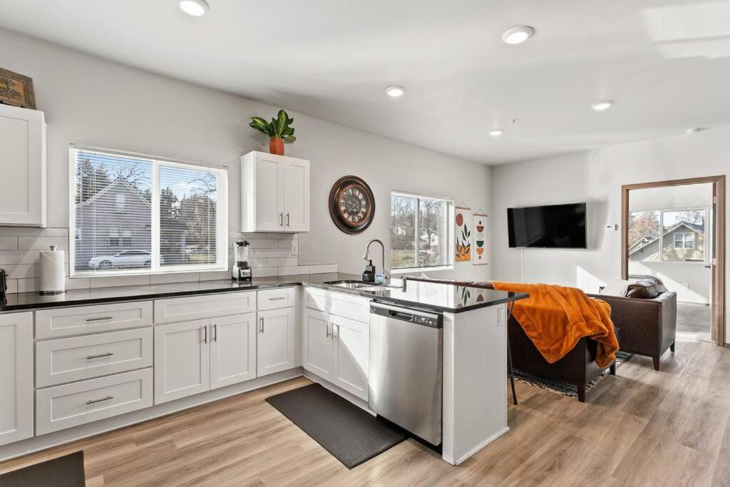 斯波坎Brand New 2 Bed 2 Bath Near Perry District And Dt公寓 外观 照片